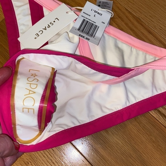NWT L*Space Bikini ~ Axel Top and Vacay Bottom Classic in size L - Picture 12 of 16